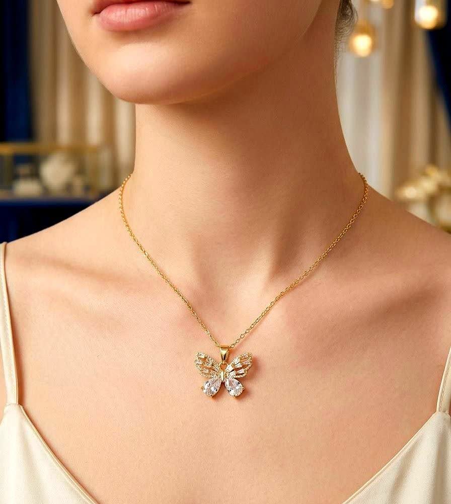 گردنبند پروانه‌ای