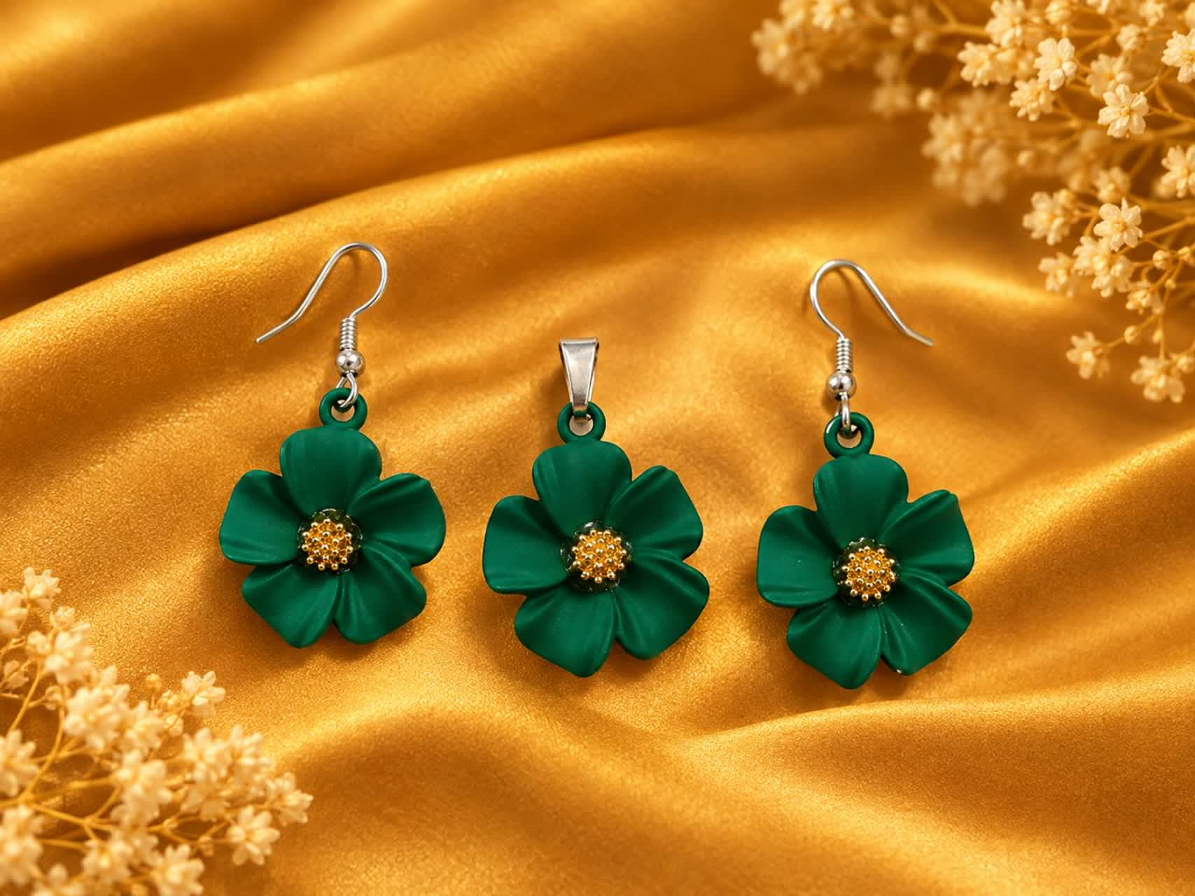 نیم ست گل سبز (گردنبند + گوشواره)